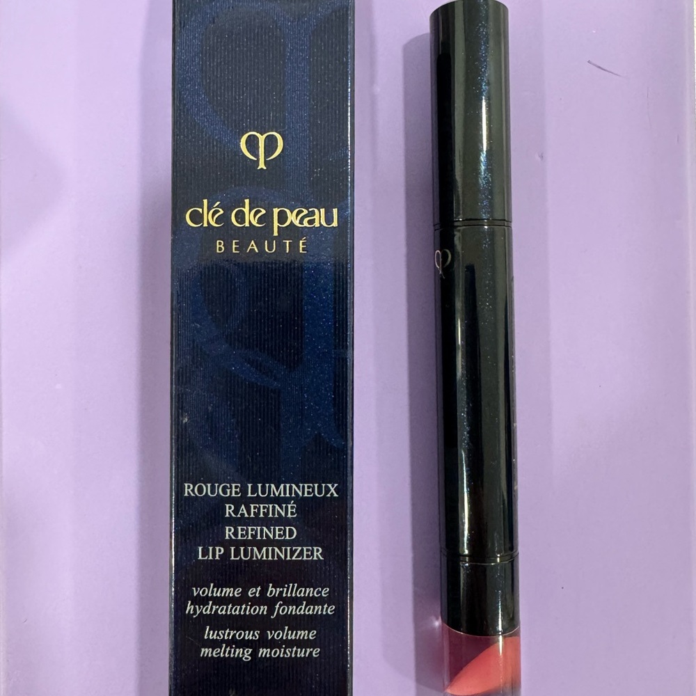 Cle de Peau rogue refined lip luminizer- #4 Dahlia